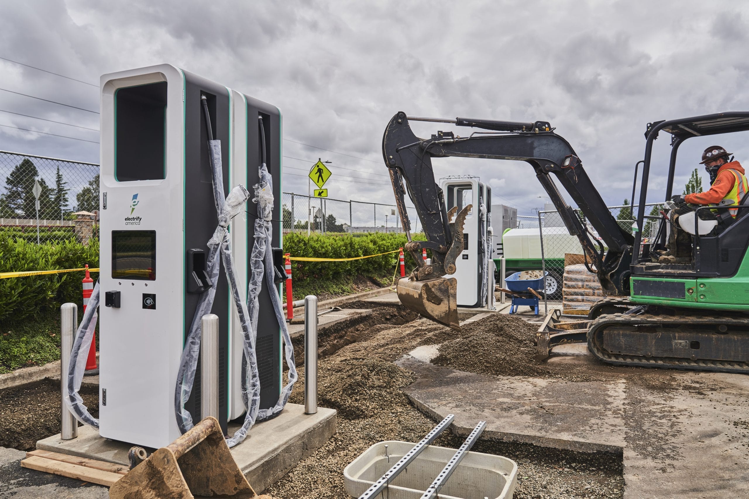 Utilities agree to expand fast charging locations to boost EV adoption – pv  magazine USA