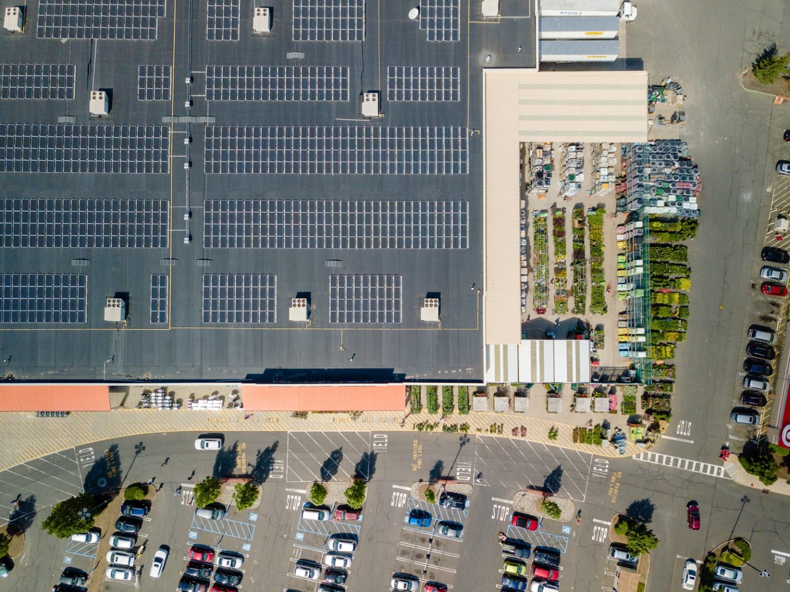 Home Depot to install 13 MW rooftop solar portfolio across California