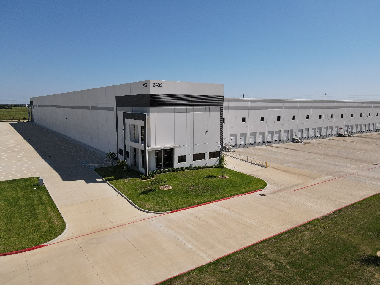 Waaree Solar Americas secures 586 MW solar module order