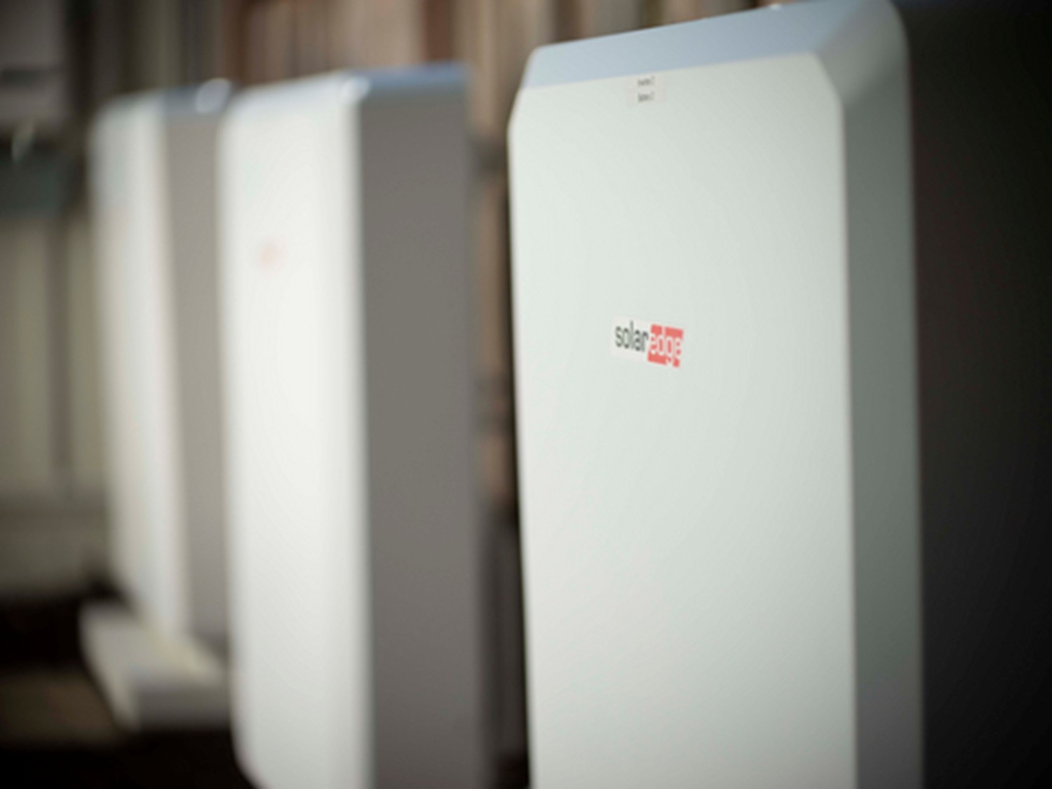 SolarEdge begins shipping U.S.-made batteries from new Utah facility