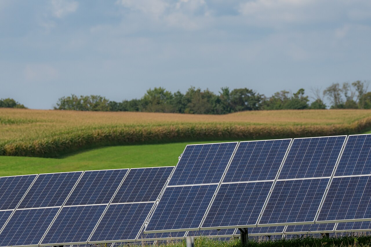To transition from fossil fuel to solar energy, researchers say ‘rules of the game’ must also shift