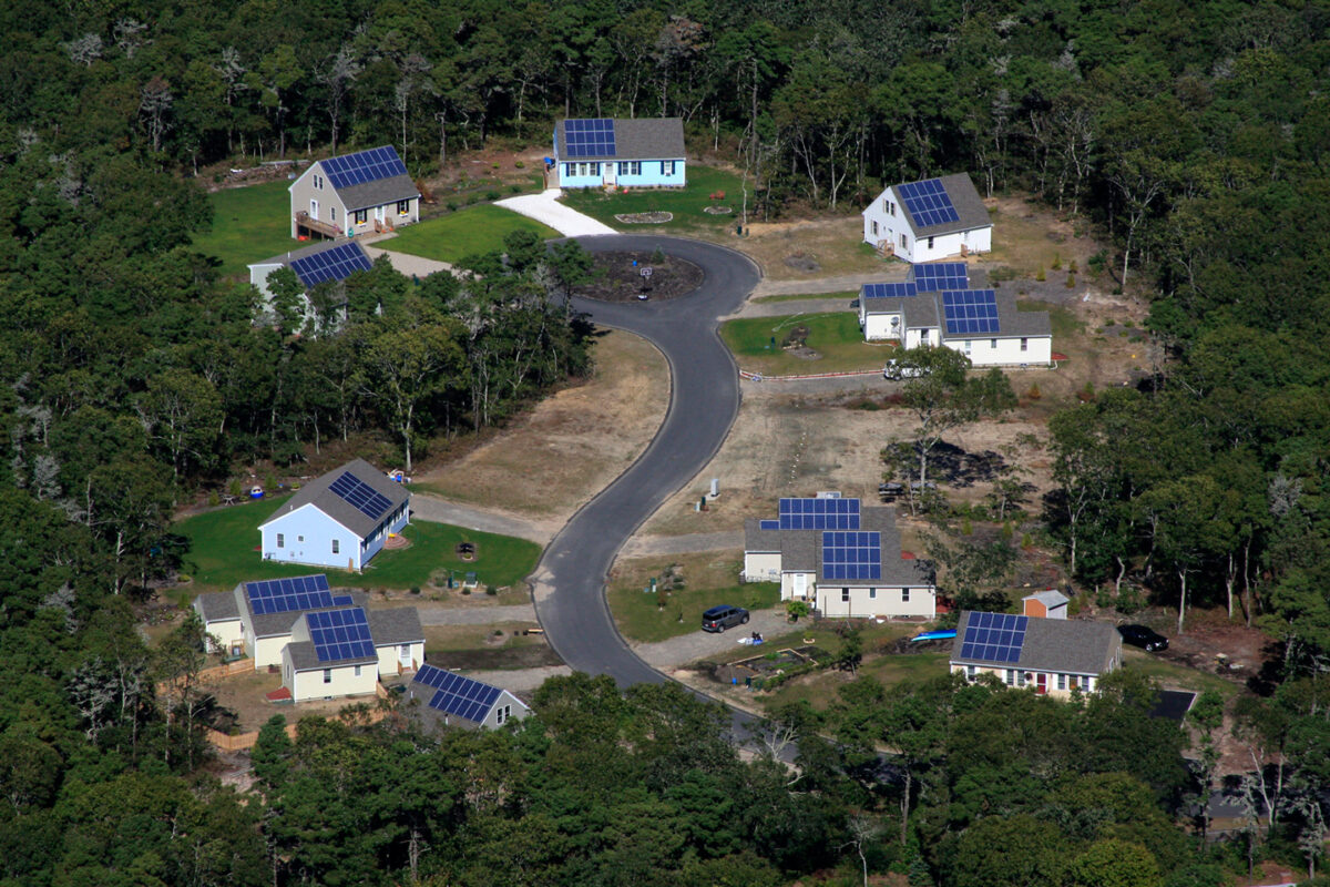 A neighborhood of homes with solar