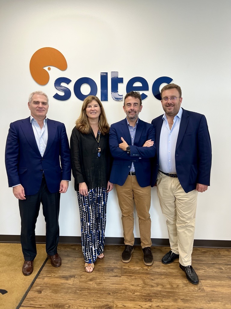 Photo of Soltec employees