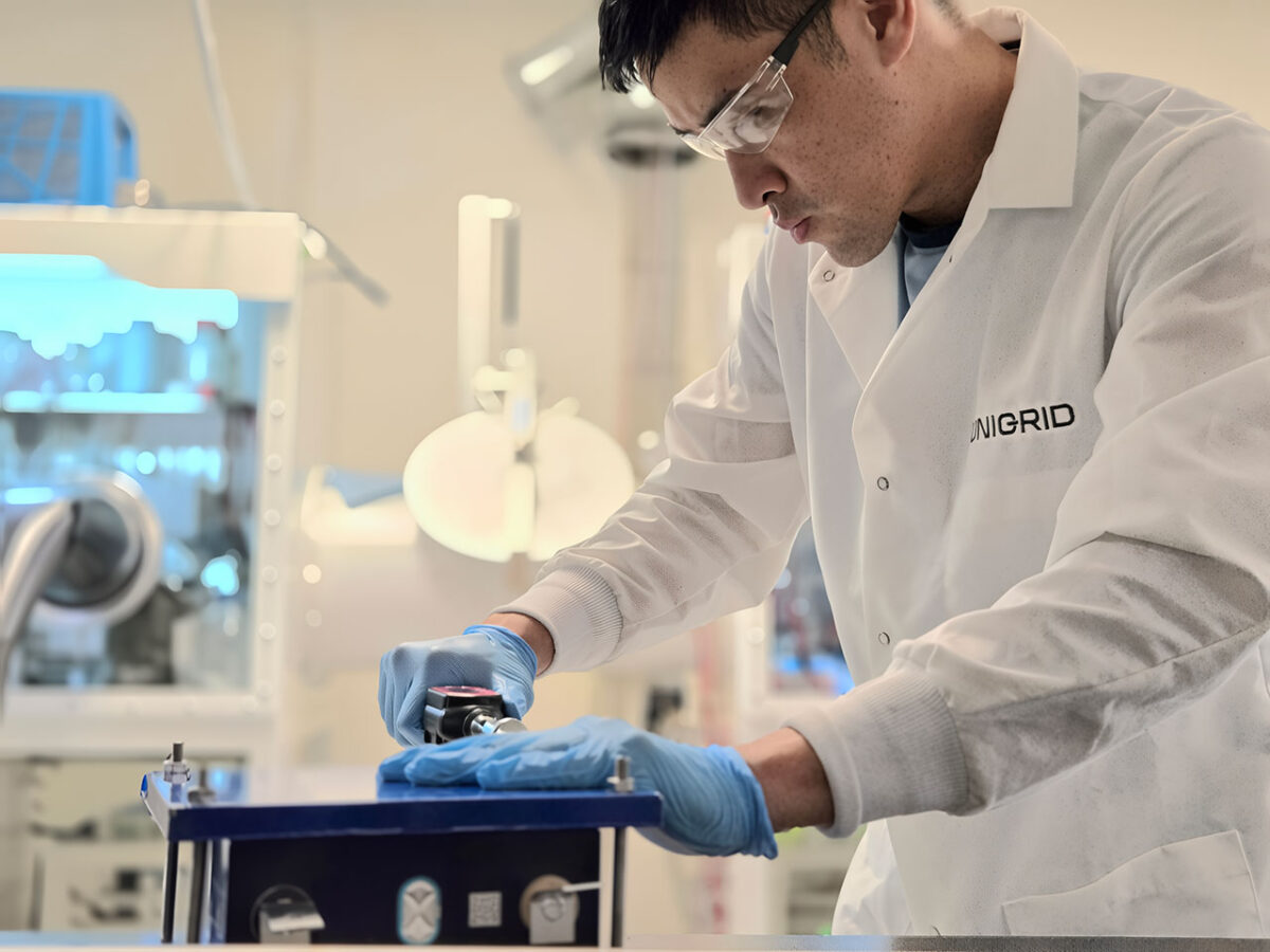 Darren Tan in the Unigrid battery lab